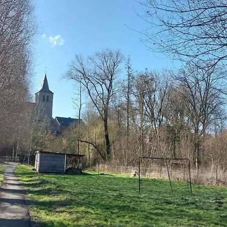 Le Des Sources De Cambron Casteau Brugelette